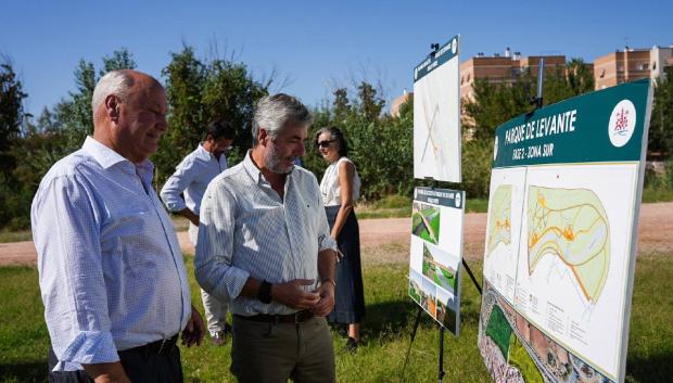 Planos de la pasarela de Levante