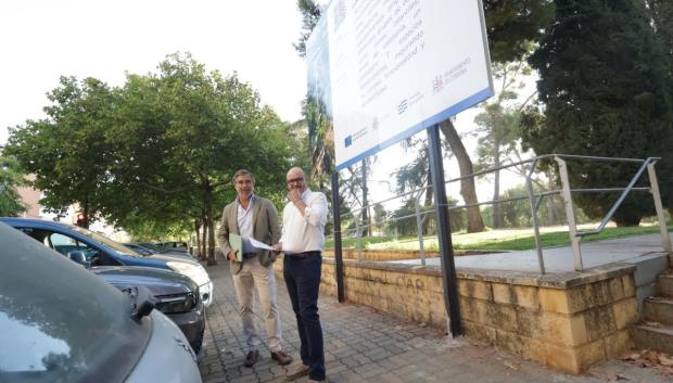 Jesús Paniagua y Bernardo Jordano, en el Parque Cruz Conde