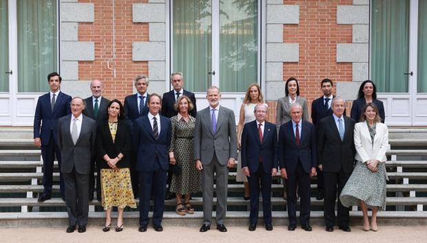 El Jefe del Estado con los responsables de Prosegur