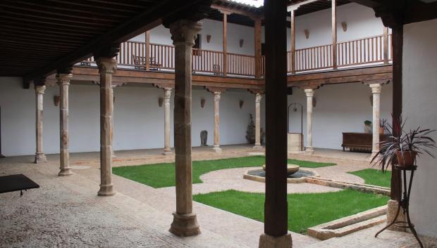 Palacio de los Marqueses de Torremejía