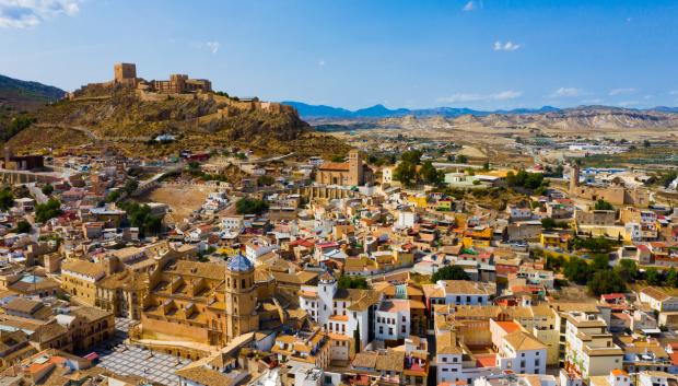 Vista de Lorca, la "Ciudad de los cien escudos"