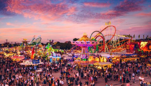 Atracciones exteriores de la Oktoberfest
