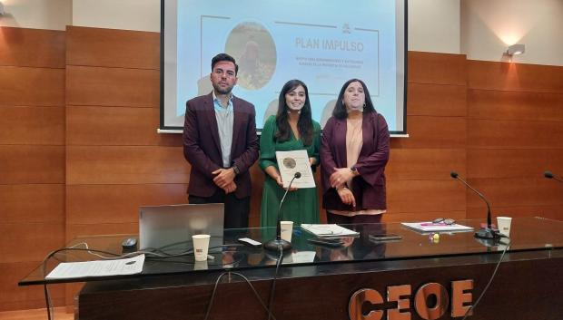 Presentación de informe 'Relevo generacional de negocios en la provincia de Valladolid: el freno a la despoblación'

EUROPA PRESS
22/9/2026