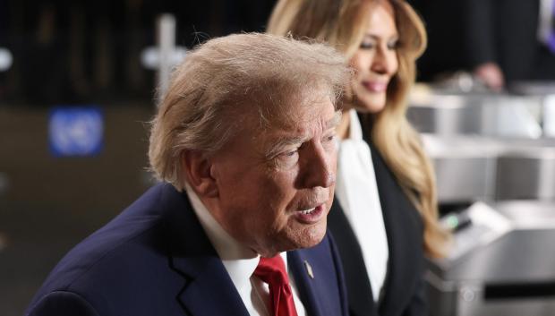 El presidente de Estados Unidos, Donald Trump, habla este martes a su llegada a la Asamblea General de la ONU