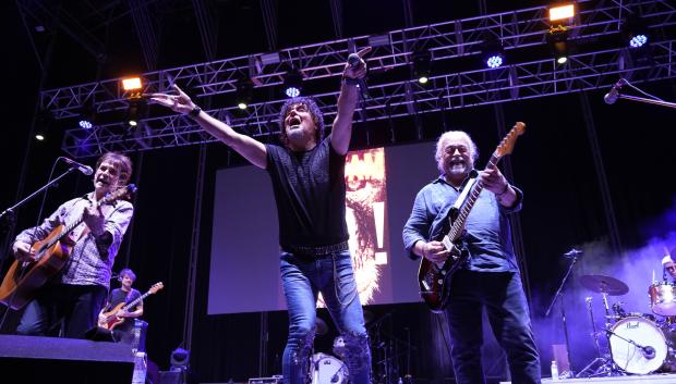 Tam Tam Go! en Eternos Party II (Teatro de la Axerquía, Córdoba)