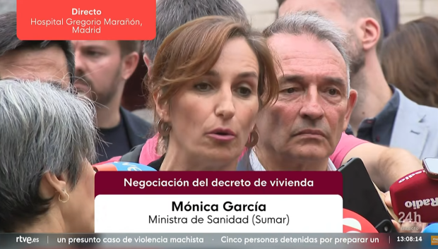 TVE, con la acotación que ha añadido a su rótulo de la ministra de Sanidad