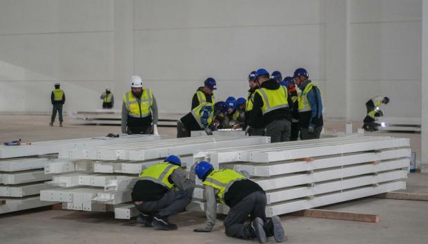 Los trabajadores coreanos abandonaron la planta hace un mes por problemas en la fabricación