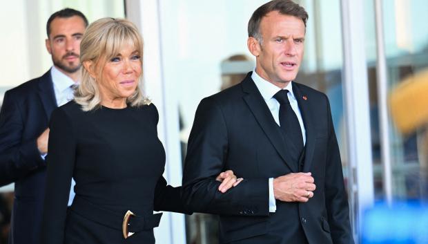 French President Emmanuel Macron awaits the arrival of Pope Leo XIV with his wife Brigitte Macron at Orly Airport near Paris, on September 25, 2026. Pope Leo XIV makes a historic apostolic journey of four days to France scheduled for September 25 to 28, 2026. Photo by Ammar Abd Rabbo/ABACAPRESS.COM