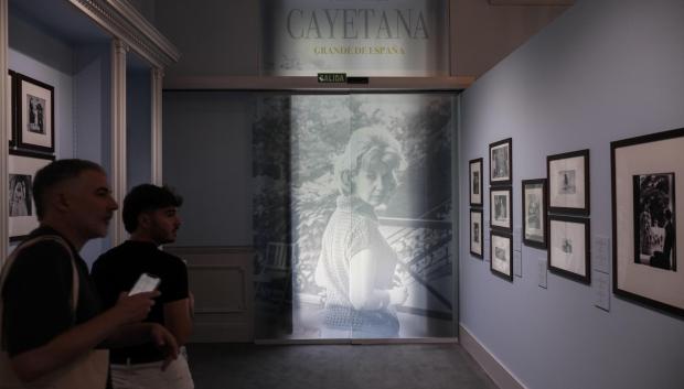 Vista del pase gráfico de la exposición 'Cayetana. Grande de España', este miércoles en Madrid
