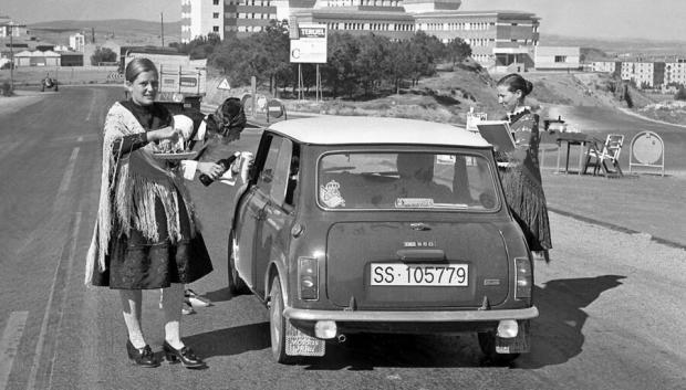 Hace años era popular que te ofrecieran un traguito en las fiestas de los pueblos