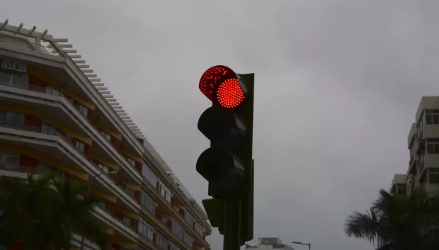 Los semáforos no deben generar situaciones de incertidumbre y riesgo