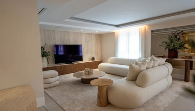 El salón del piso de Georgina y Cristiano Ronaldo
