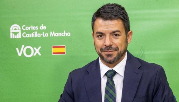 (Foto de ARCHIVO)
El portavoz del Grupo Parlamentario Vox, Iván Sánchez