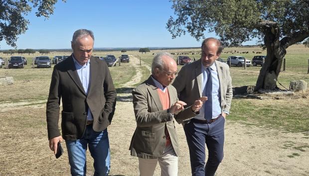 El consejero de Agricultura, Ganadería, Medio Rural y Política Ambiental, Joaquín Antonio Pino, participa en el 75 aniversario de la Asociación de Ganaderías de Lidia