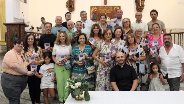 La 'familia' de la iglesia de los Boliches