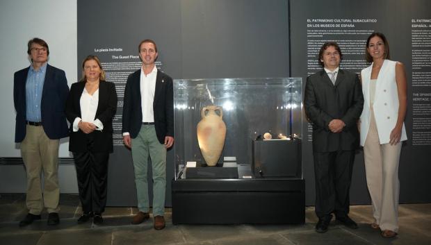 Visita del presidente del Consell de Mallorca y la consellera de Cultura del Consell al Museo Nacional de Arqueología Subacuática