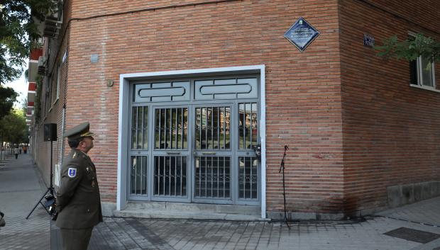 Placa en recuerdo al teniente coronel Pedro Antonio Blanco García en su domicilio de Madrid