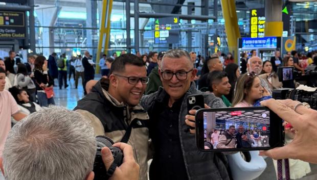 Carlos e Idelmo, en Barajas