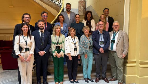 Diputados y miembros del Consejo Asesor