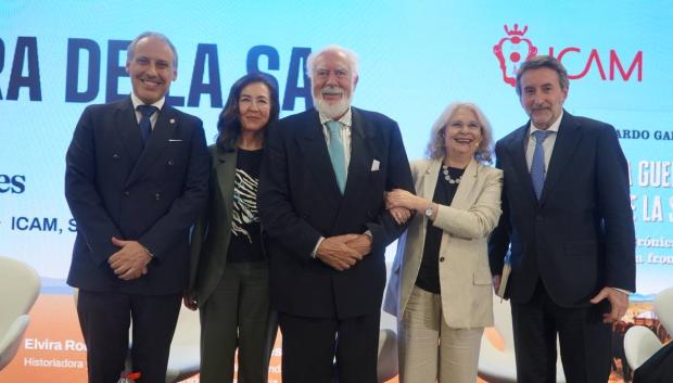 Eugenio Ribón, Beatriz Paredes, Eduardo Garrigues, Elvira Roca Barea y Josu Jon Imaz