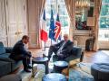 Boris Johnson y Emmanuel Macron, reunidos en el palacio del Eliseo, foto de archivo