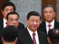 El presidente de China Xi Jinping, rodeado de sus socios y delegados