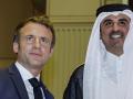 El emir de Catar Sheikh Tamim bin Hamad Al-Thani junto al presidente francés Emmanuel Macron