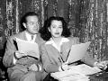 Hedy Lamarr, junto a Bob Hope en el rodaje de Mi espía favorito