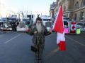 Los manifestantes bloquean los aledaños del parlamento canadiense en Ottawa