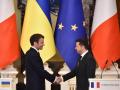 El presidente de Ucrania, Volodymyr Zelensky (D) y el presidente de Francia, Emmanuel Macron en Kiev