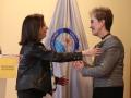 La ministra de Defensa, Margarita Robles, con la directora del Centro Nacional de Inteligencia (CNI), Paz Esteban