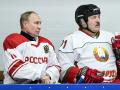 Vladimir Putin, presidente ruso, junto a su homólogo bielorruso, Alexandr Lukashenko