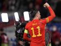 Gareth Bale celebra uno de sus goles el jueves contra Austria