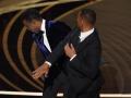 Will Smith le da un guantazo a Chris Rock en la gala de los Oscar