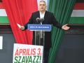 El primer ministro húngaro, Viktor Orbán, interviene en un mítin este viernes