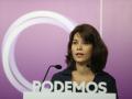 La portavoz de Podemos, Isa Serra, interviene en una rueda de prensa en la sede de Podemos