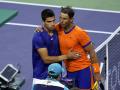 Alcaraz y Nadal se saludan tras la semifinal en Indian Wells
