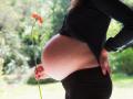 Mujer embarazada en la semana 40 de gestación