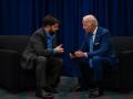 El presidente de Chile, Gabriel Boric, con Joe Biden en la Cumbre de las Américas de Los Ángeles