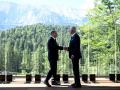 El canciller alemán Olaf Scholz y el presidente de EE.UU. Joe Biden en el castillo de Elmau