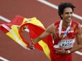 Mohamed Katir celebra con gran felicidad su medalla de bronce en el Mundial