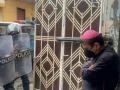 El obispo Ronaldo Alvárez continúa retenido en el palacio episcopal