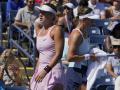 La bielorrusa Viktoria Azarenka, a la izquierda, frente a la ucraniana Marta Kostyuk, a la derecha