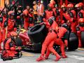El momento del error de Ferrari en la parada de Sainz