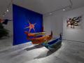 Las canoas y el bordado zapatistas expuestos en el Museo Reina Sofía