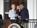 El presidente Joe Biden junto con su hijo Hunter Biden en la Casa Blanca el 4 de julio de 2022