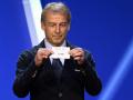 El exjugador y exentrenador alemán Klinsmann saca el nombre de España en el sorteo