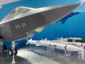 Un modelo del avión chino de combate FC-31 se exhibe en el Airshow China 2021 en Zhuhai
