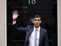 Rishi Sunak, primer ministro británico, sale de 10 de Downing Street