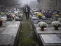 Ante la crisis económica, miles de polacos están traspasando el alquiler de las tumbas de sus familiares